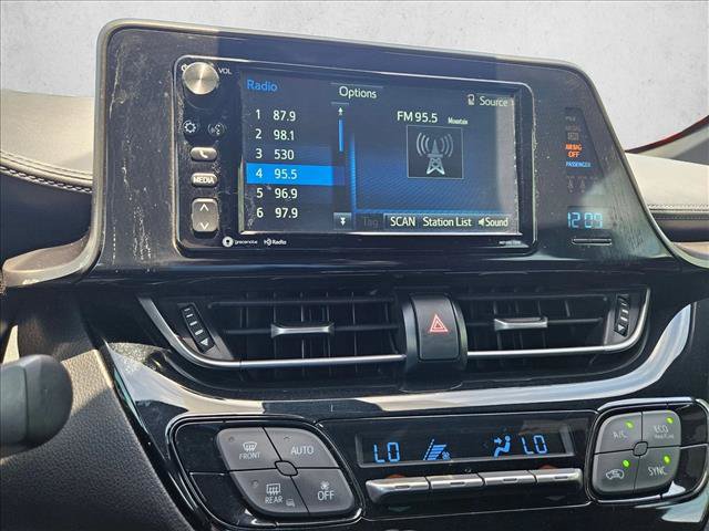 Used 2018 Toyota C-HR XLE FWD image 13
