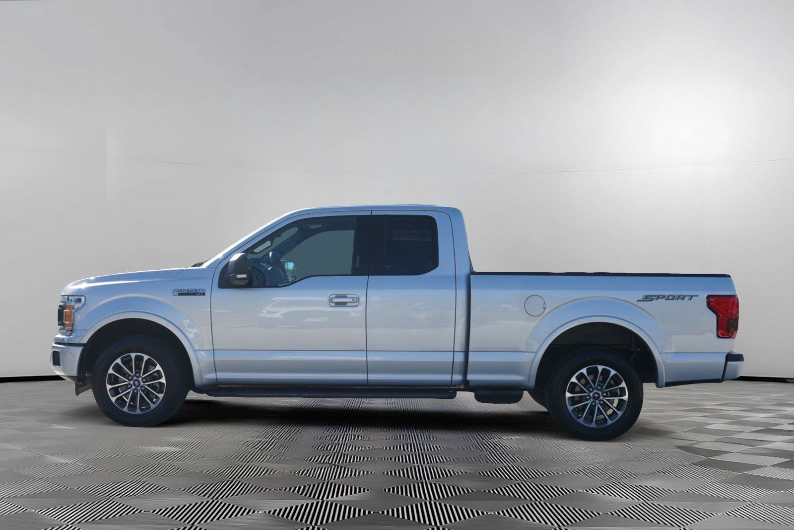 Certified 2018 Ford F150 XLT w/ Equipment Group 302A Luxury RWD image 6