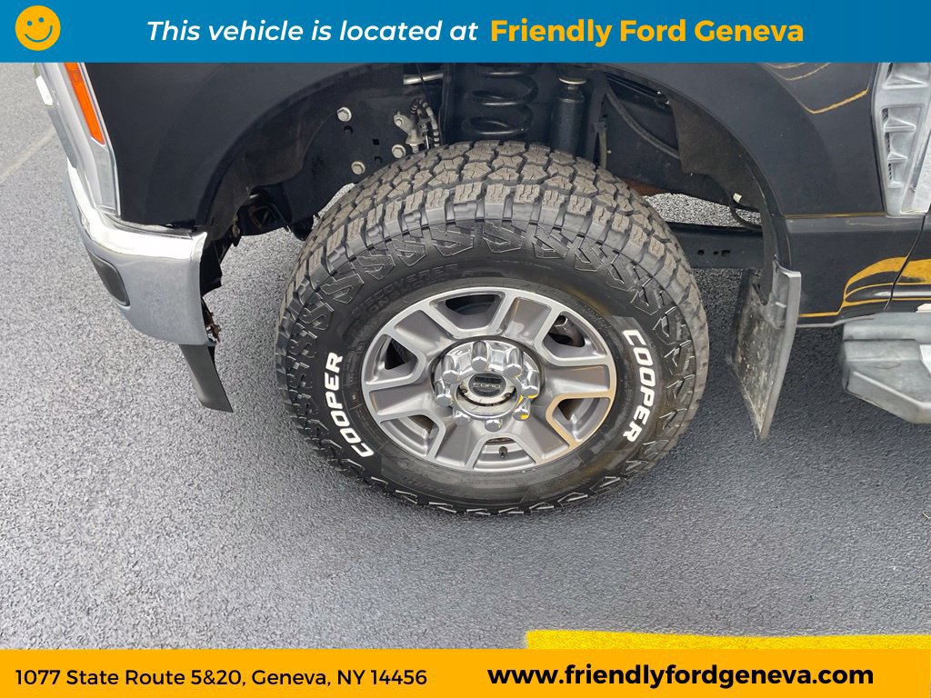 Certified 2023 Ford F350 Lariat AWD/4WD image 9