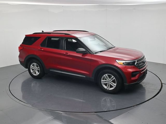 Certified 2023 Ford Explorer XLT RWD image 44