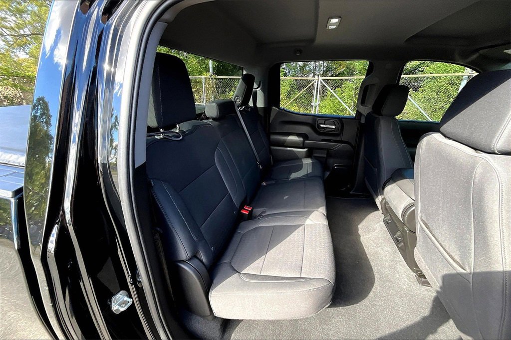 Used 2022 Chevrolet Silverado 1500 Custom Trail Boss w/ LPO, Dark Essentials Package image 25