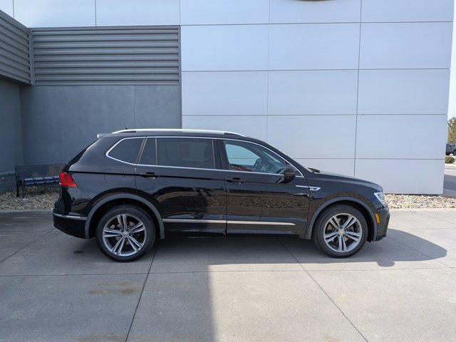 Used 2018 Volkswagen Tiguan SEL w/ R-Line Package image 6