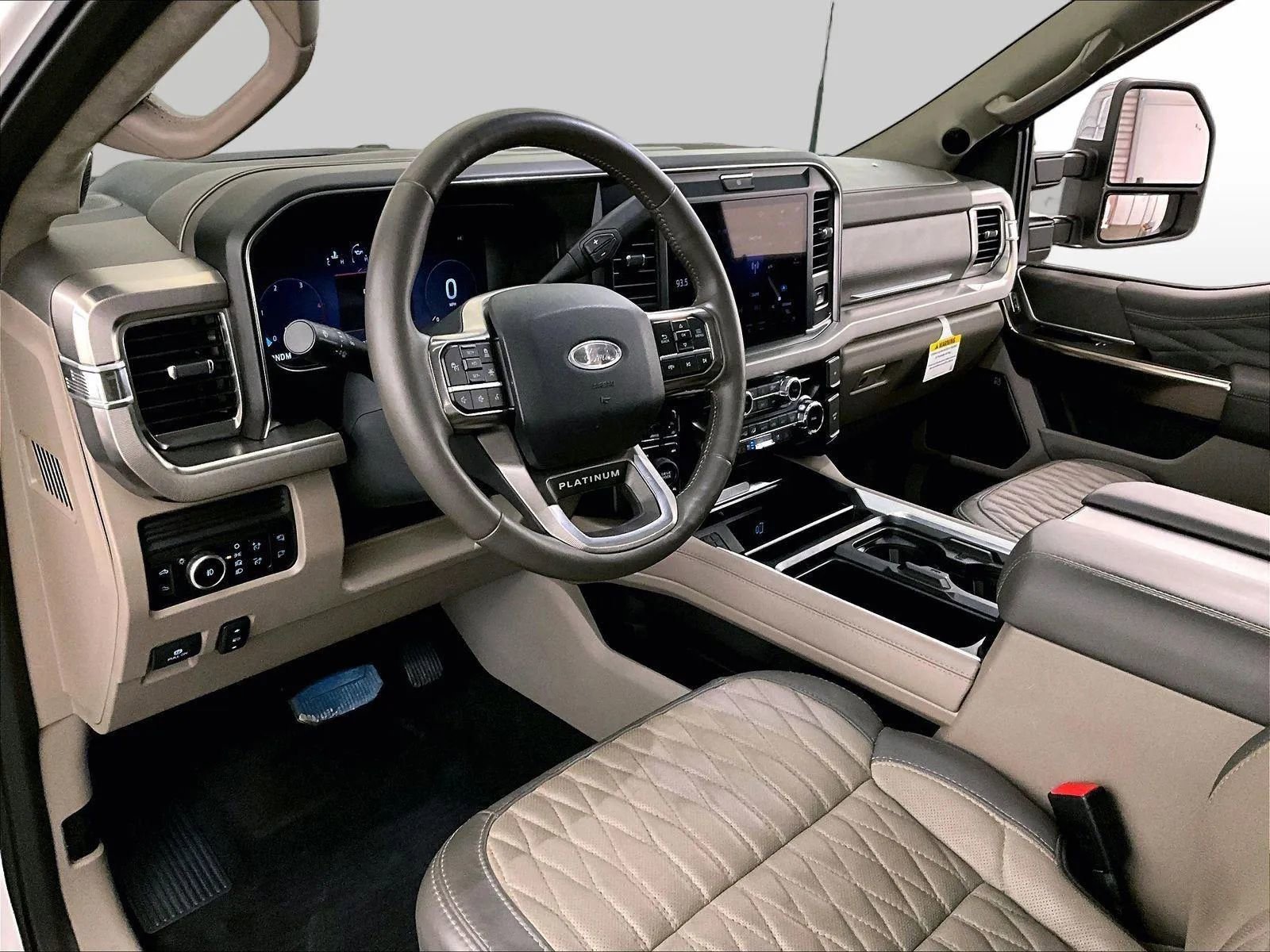 Certified 2025 Ford F450 Platinum w/ Platinum Plus Package AWD/4WD image 12