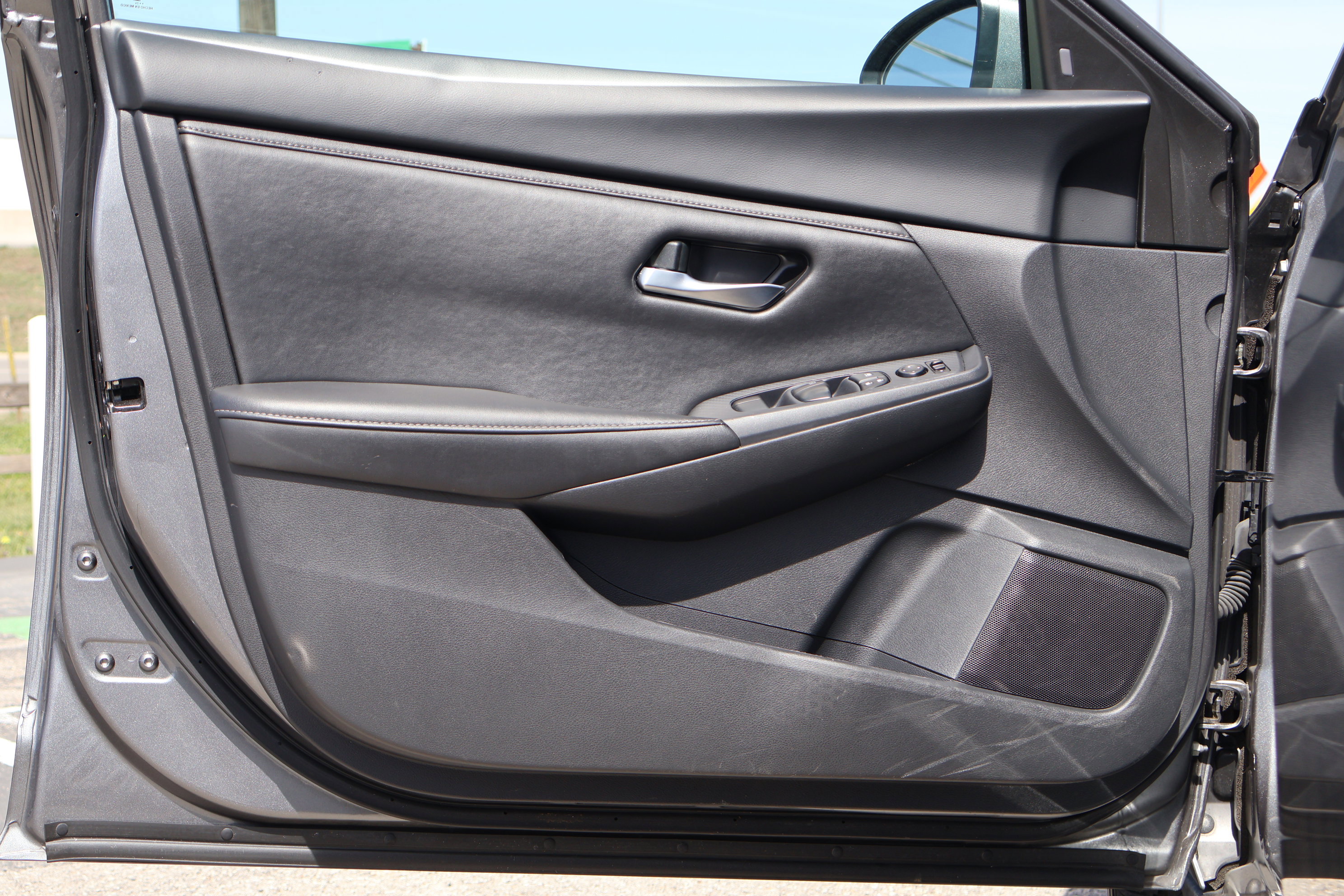 Used 2024 Nissan Sentra SV image 12