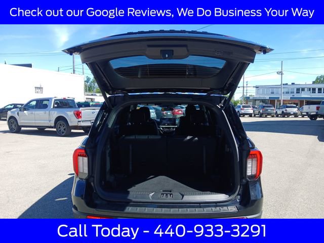 Certified 2025 Ford Explorer ST-Line AWD/4WD image 37