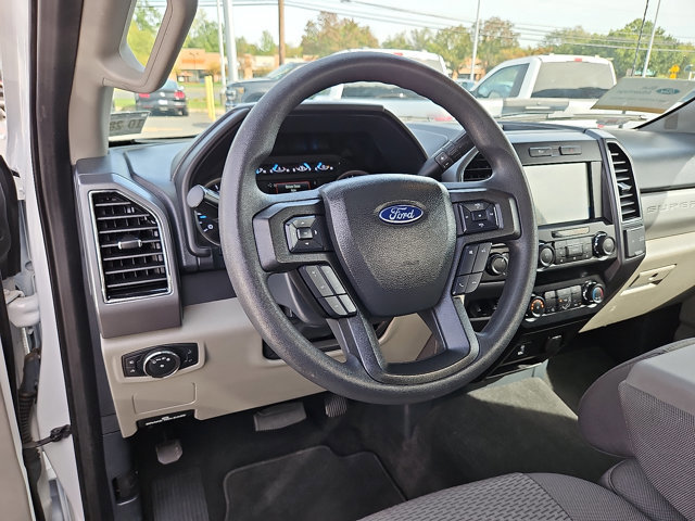 Certified 2022 Ford F350 XLT image 26