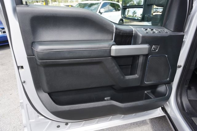 Certified 2019 Ford F450 Platinum w/ Platinum Ultimate Package AWD/4WD image 31