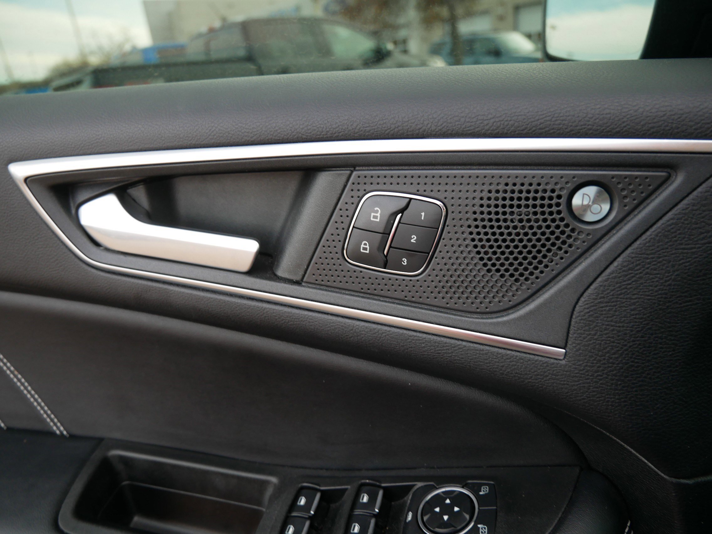 Certified 2022 Ford Edge ST w/ Equipment Group 401A image 26