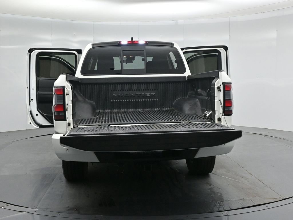 Used 2022 Nissan Frontier SV w/ Technology Package image 53