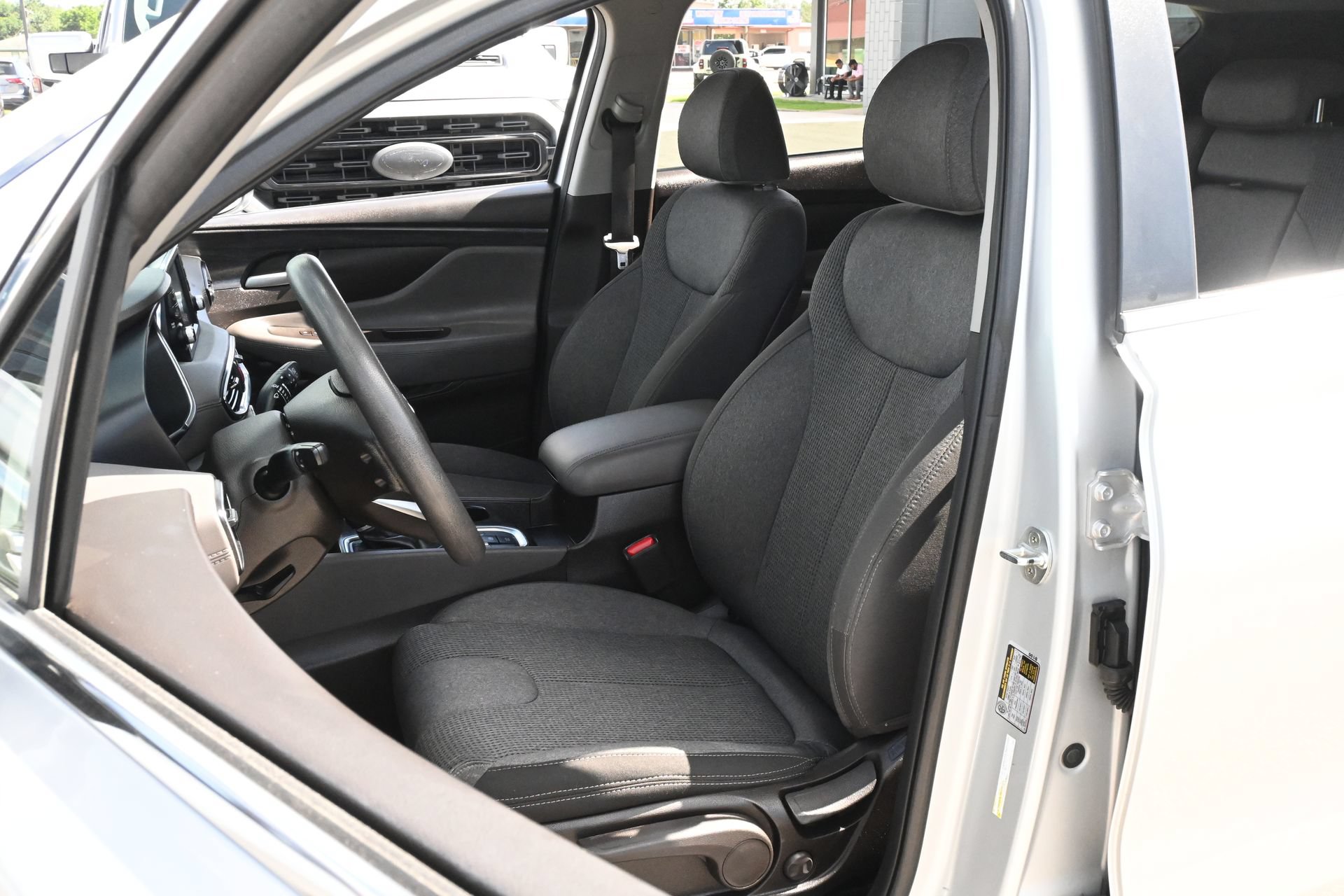 Used 2020 Hyundai Santa Fe SE w/ Cargo Package FWD image 16