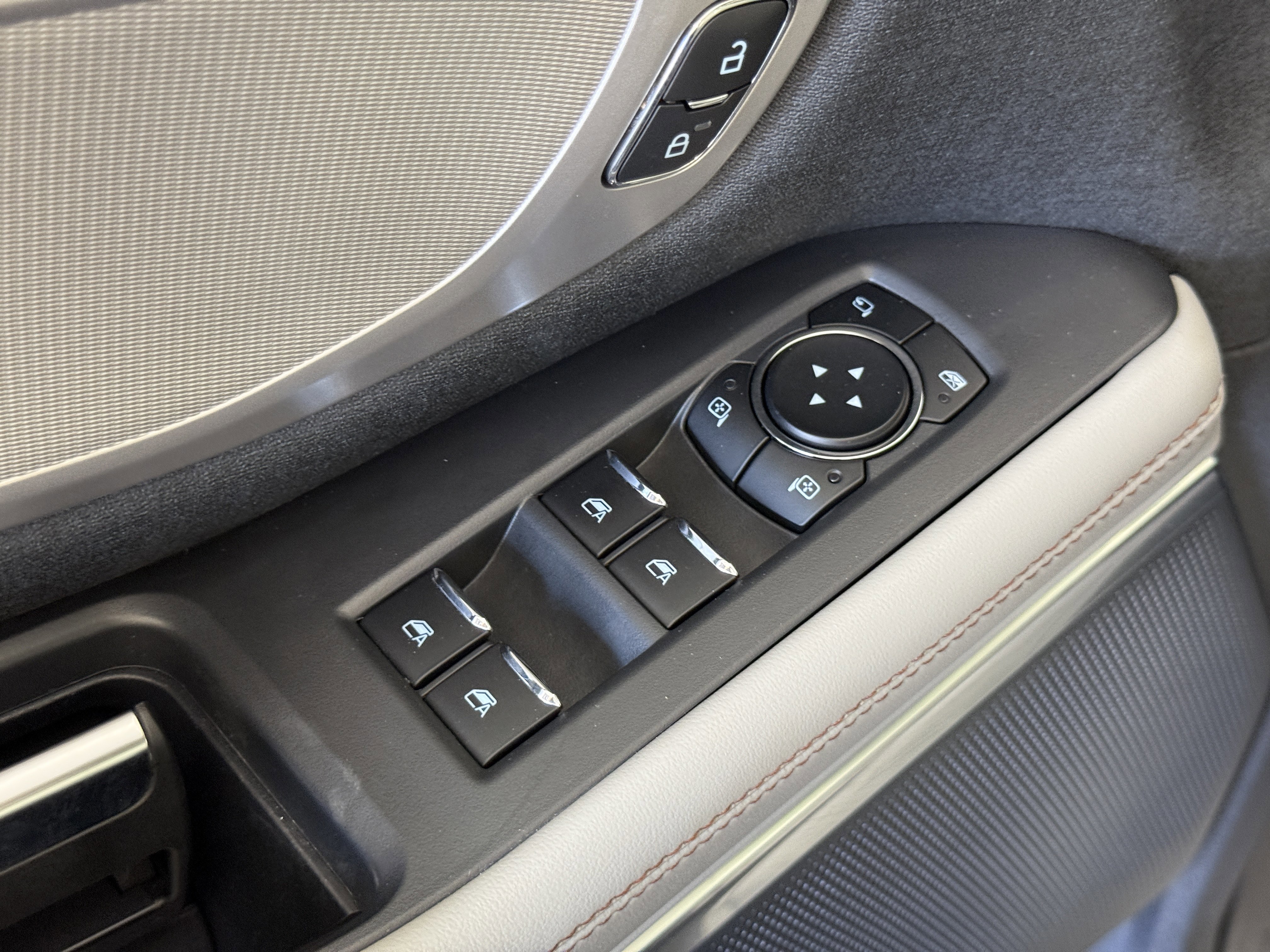 Certified 2025 Ford Expedition Max Active RWD image 14