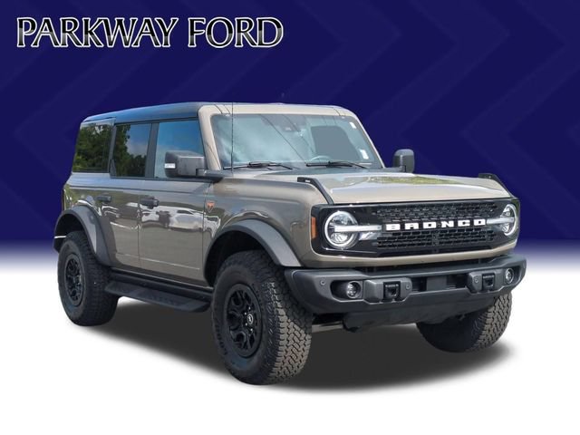 Certified 2025 Ford Bronco Badlands AWD/4WD image 7