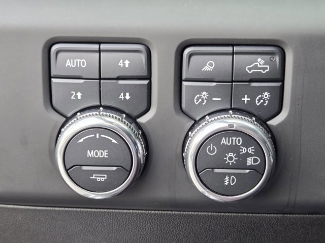 Used 2025 GMC Sierra 1500 AT4 w/ AT4 Premium Package image 20