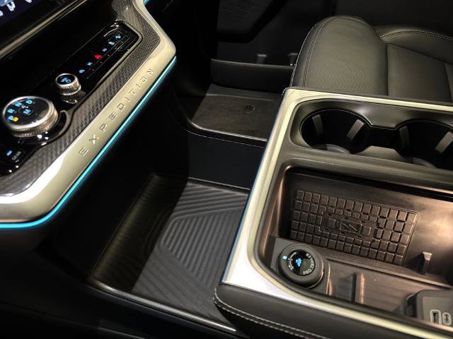 Certified 2025 Ford Expedition Platinum w/ Stealth Performance Package image 33