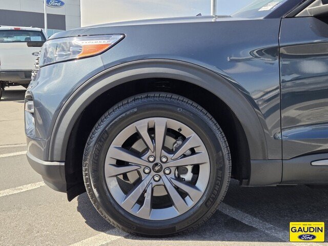Certified 2023 Ford Explorer XLT w/ Equipment Group 202A RWD image 10