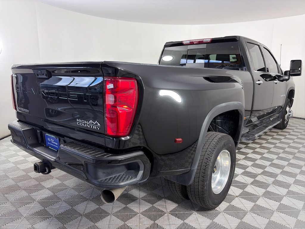 Used 2022 Chevrolet Silverado 3500 High Country AWD/4WD image 7