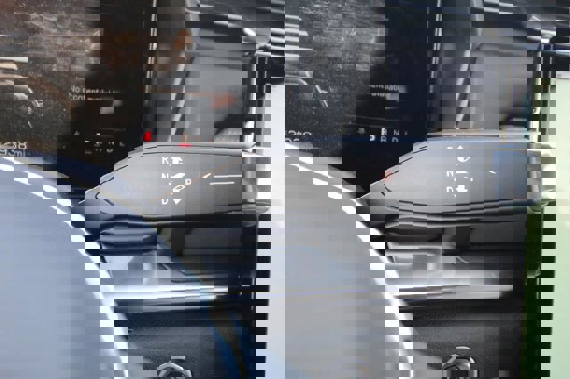 Used 2025 GMC Terrain Elevation w/ Black Edition image 28