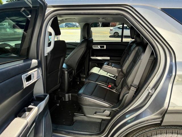 Certified 2023 Ford Explorer XLT w/ Equipment Group 202A AWD/4WD image 15