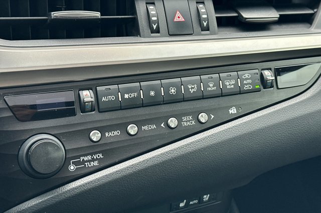 Used 2019 Lexus ES 350 image 26