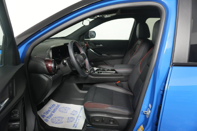 Used 2025 Chevrolet Equinox RS AWD/4WD image 25
