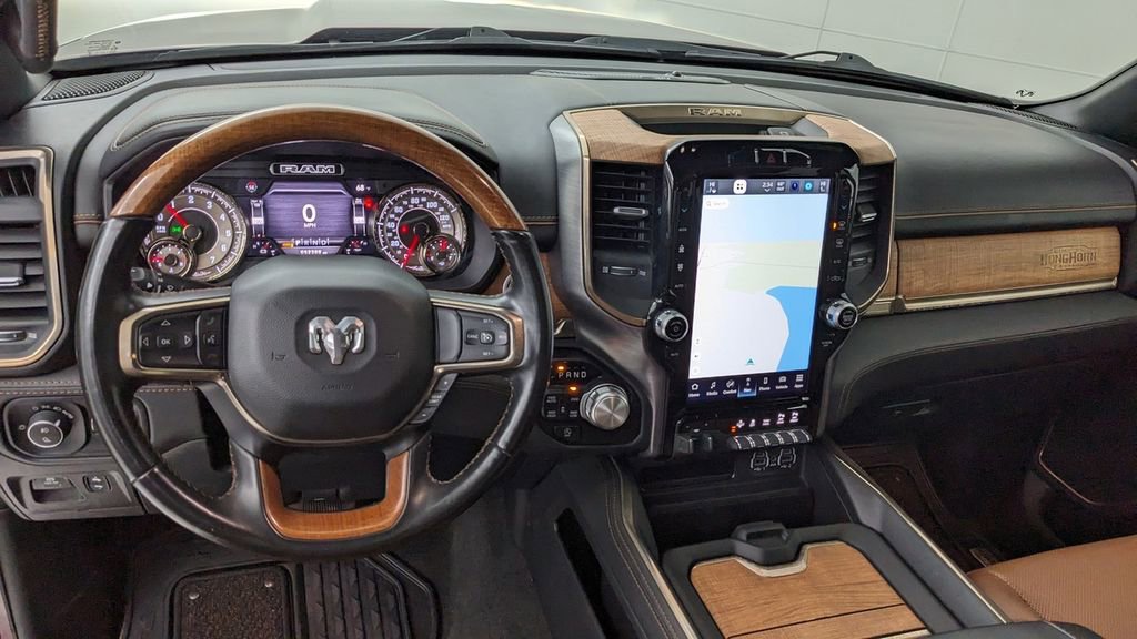 Used 2022 RAM 1500 Limited w/ Body Color Bumper Group image 3