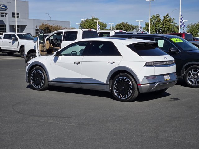 Used 2023 Hyundai Ioniq 5 Limited AWD/4WD image 8