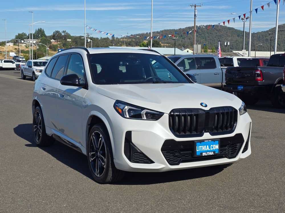 Used 2023 BMW X1 xDrive28i w/ Premium Package AWD/4WD image 7