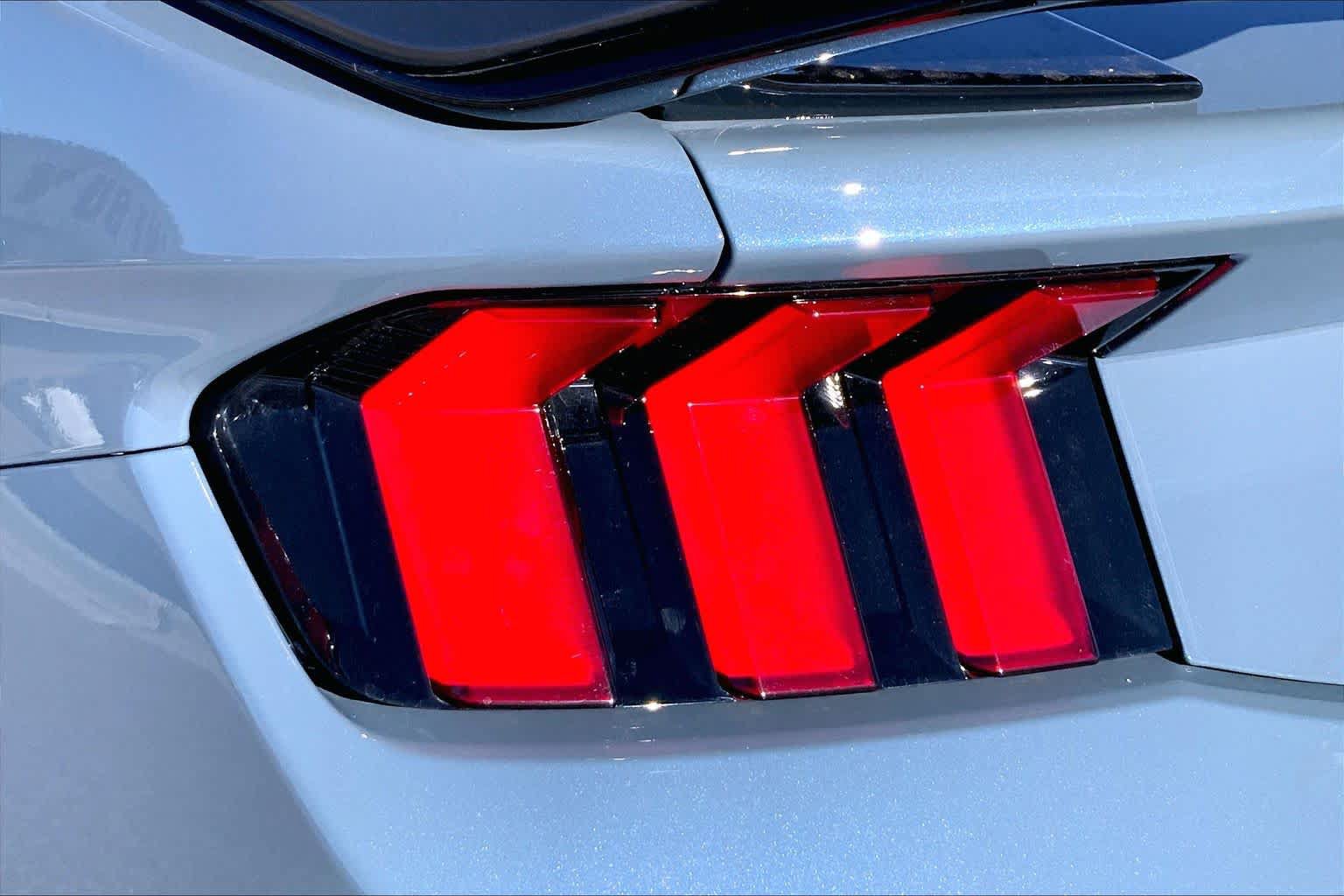 Certified 2024 Ford Mustang Dark Horse RWD image 29