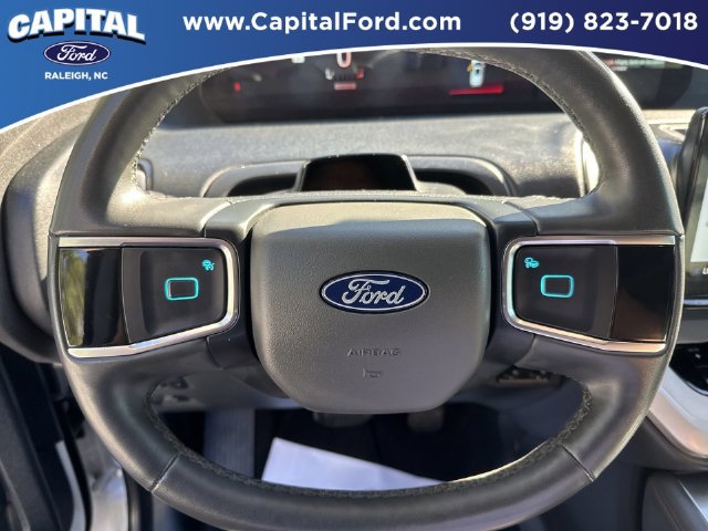 Certified 2025 Ford Expedition Active AWD/4WD image 25