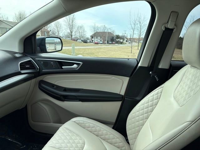 Certified 2024 Ford Edge Titanium AWD/4WD image 21