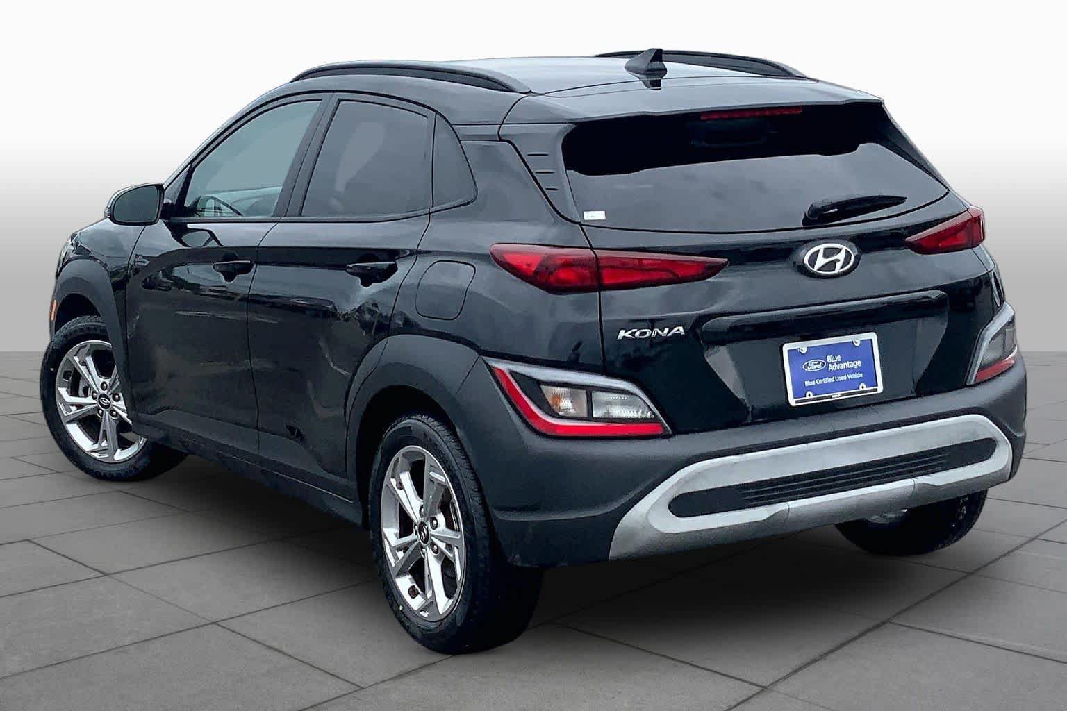 Used 2023 Hyundai Kona SEL w/ Convenience Package FWD image 11