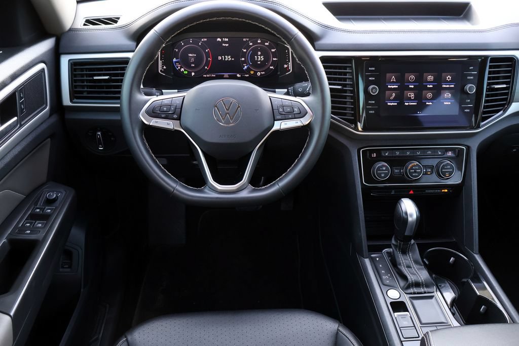Used 2023 Volkswagen Atlas SE FWD image 6