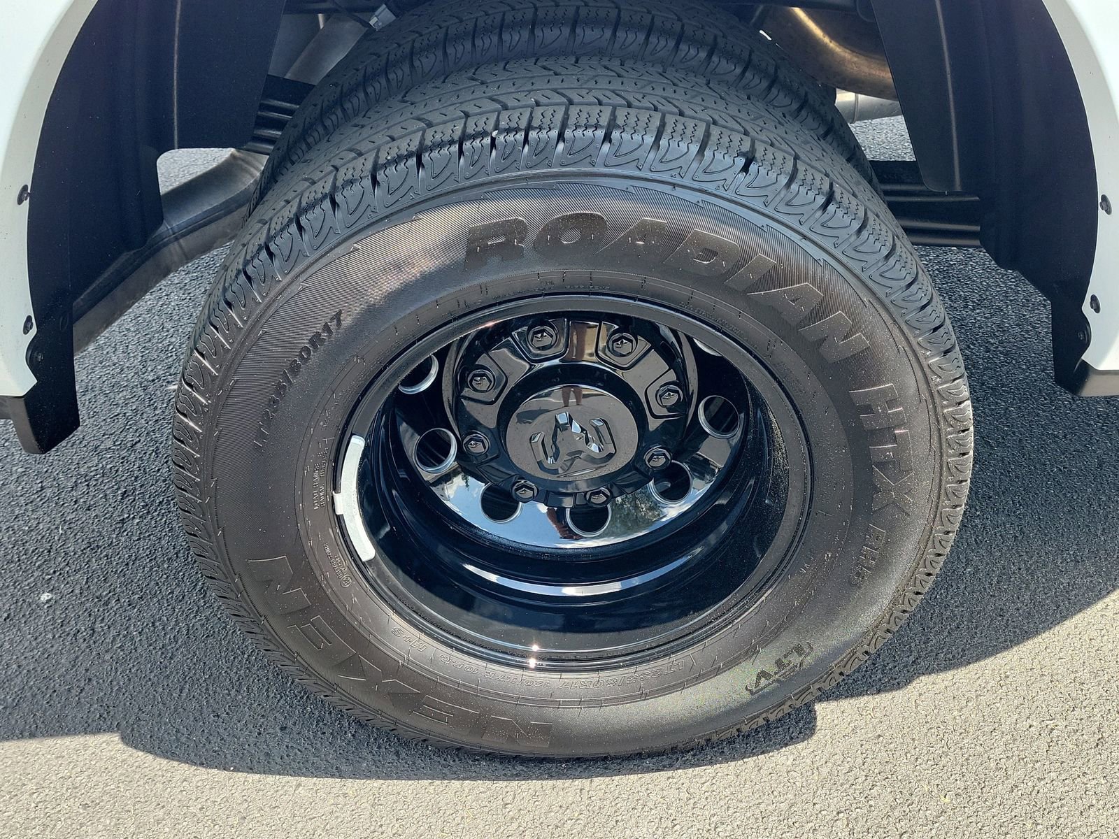 Used 2026 RAM 3500 Limited AWD/4WD image 5