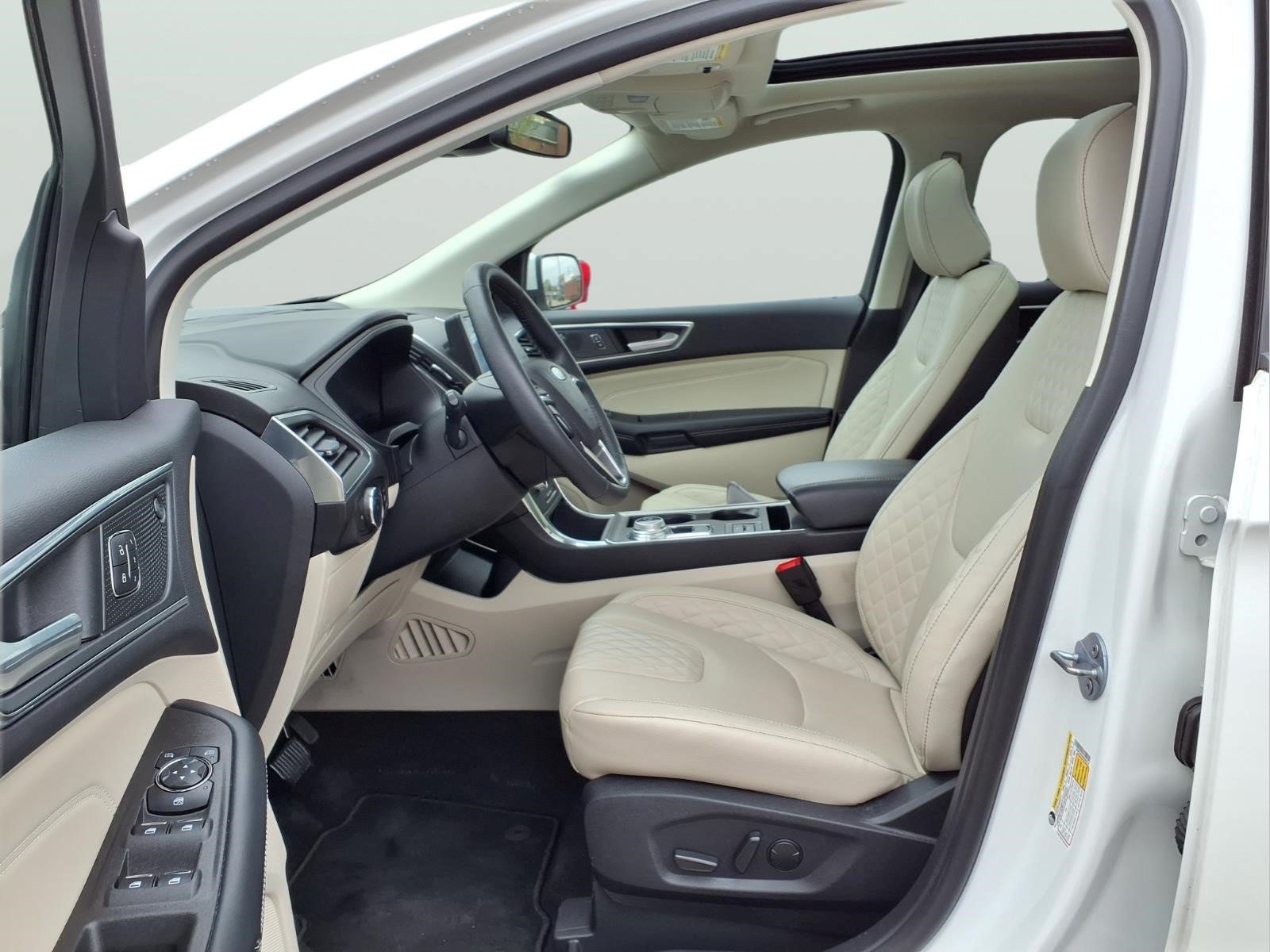 Certified 2024 Ford Edge Titanium AWD/4WD image 14