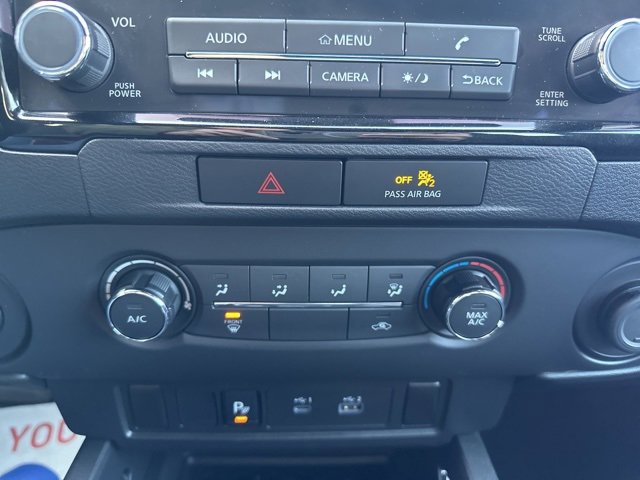Used 2023 Nissan Frontier SV w/ Midnight Edition Package image 23
