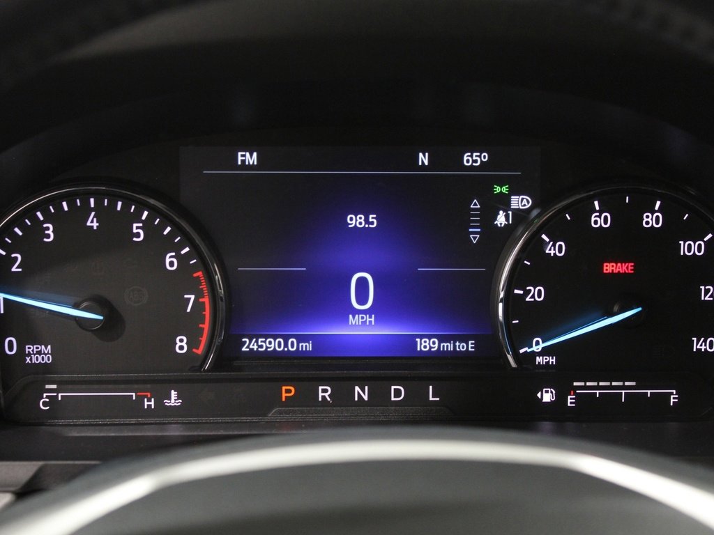 Certified 2022 Ford Explorer XLT w/ Equipment Group 202A image 9