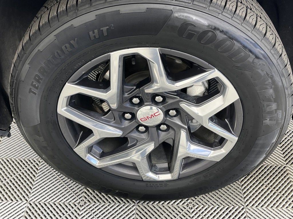 Used 2023 GMC Sierra 1500 SLT image 8