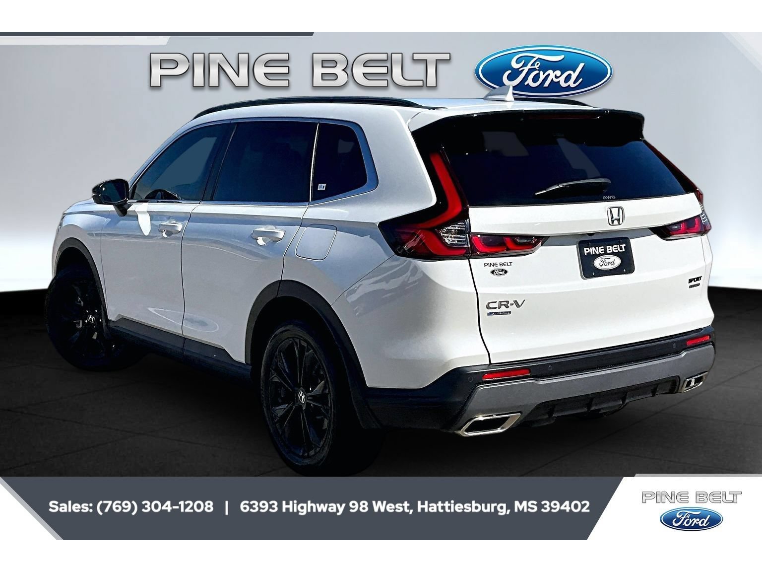 Used 2024 Honda CR-V Sport Touring image 2