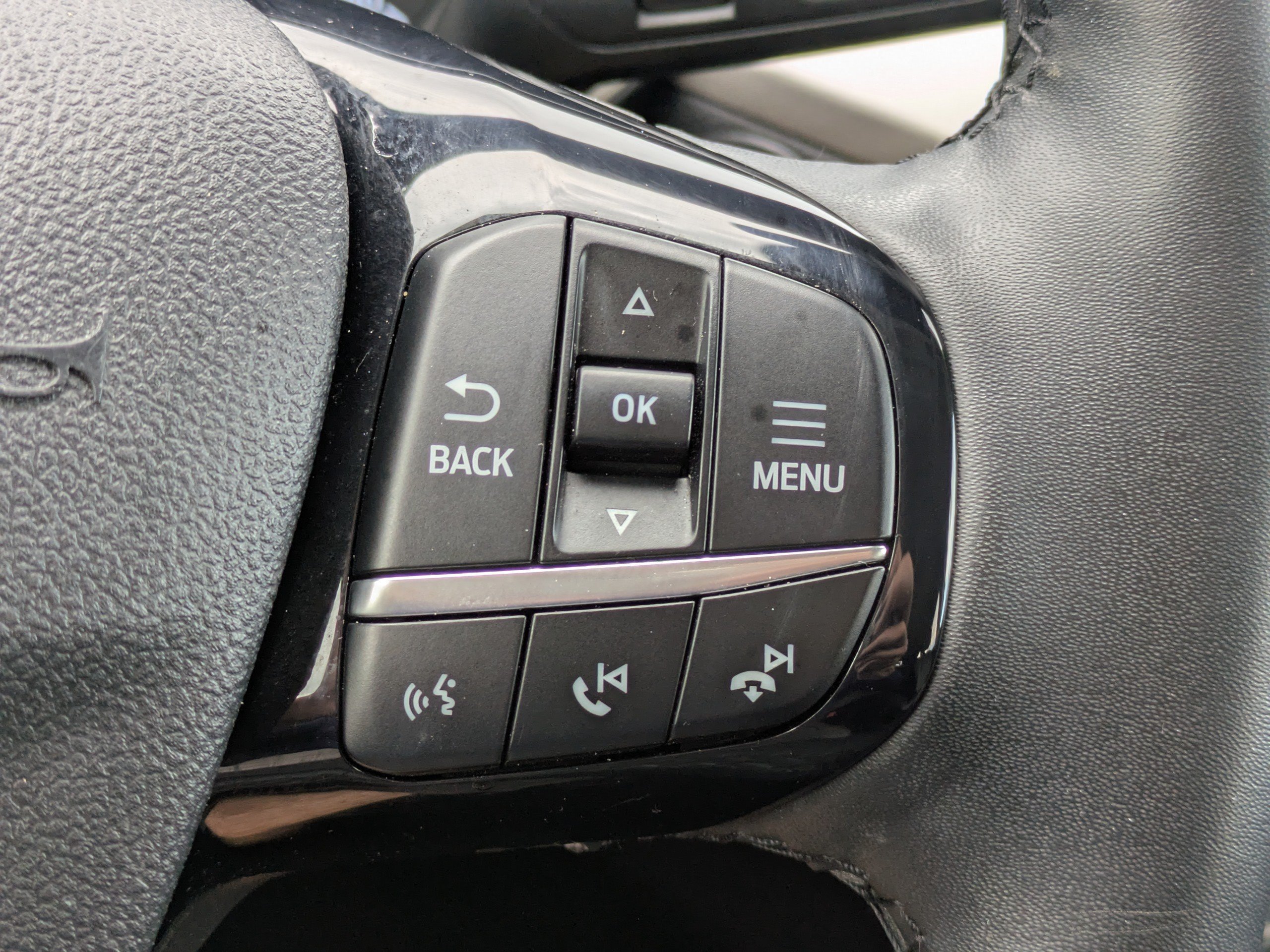 Certified 2022 Ford Escape SE w/ SE Sport Appearance Package AWD/4WD image 27