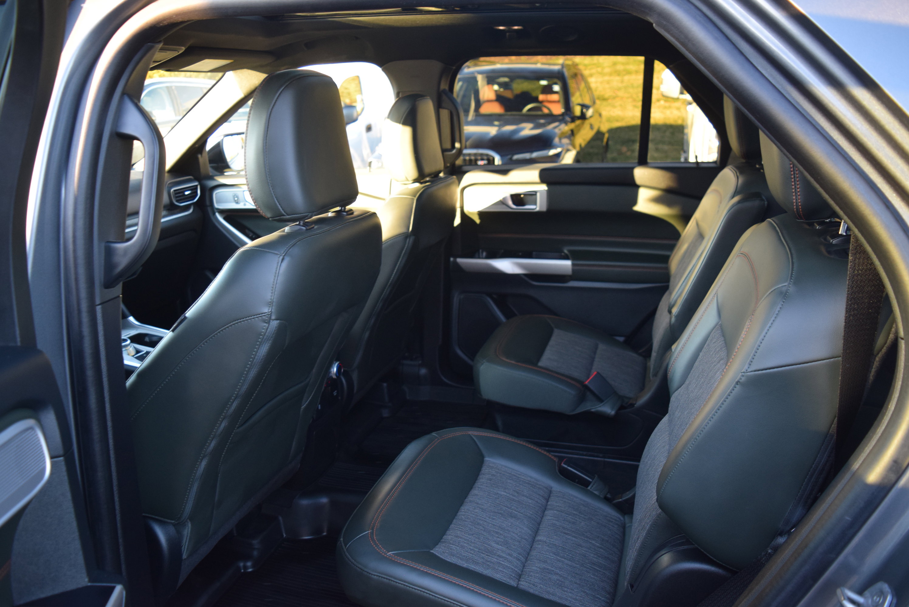 Certified 2022 Ford Explorer Timberline w/ Timberline Technology Package image 7