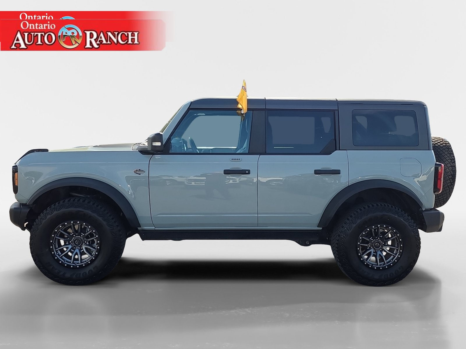 Certified 2023 Ford Bronco Wildtrak AWD/4WD image 2