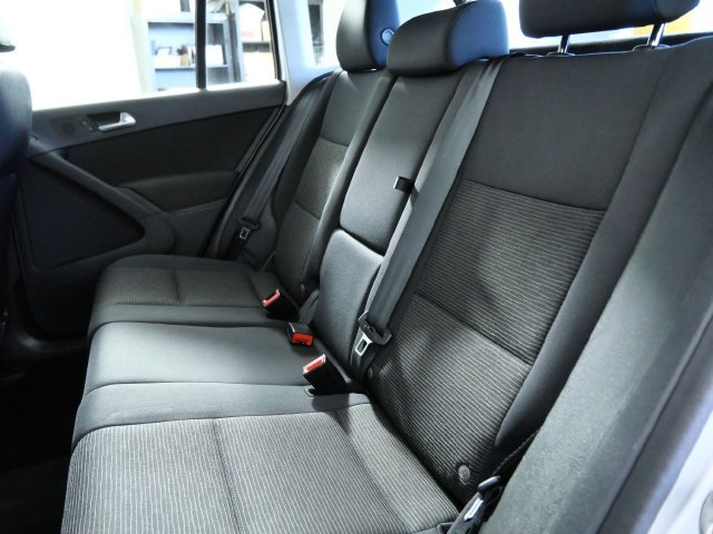Used 2017 Volkswagen Tiguan S AWD/4WD image 14