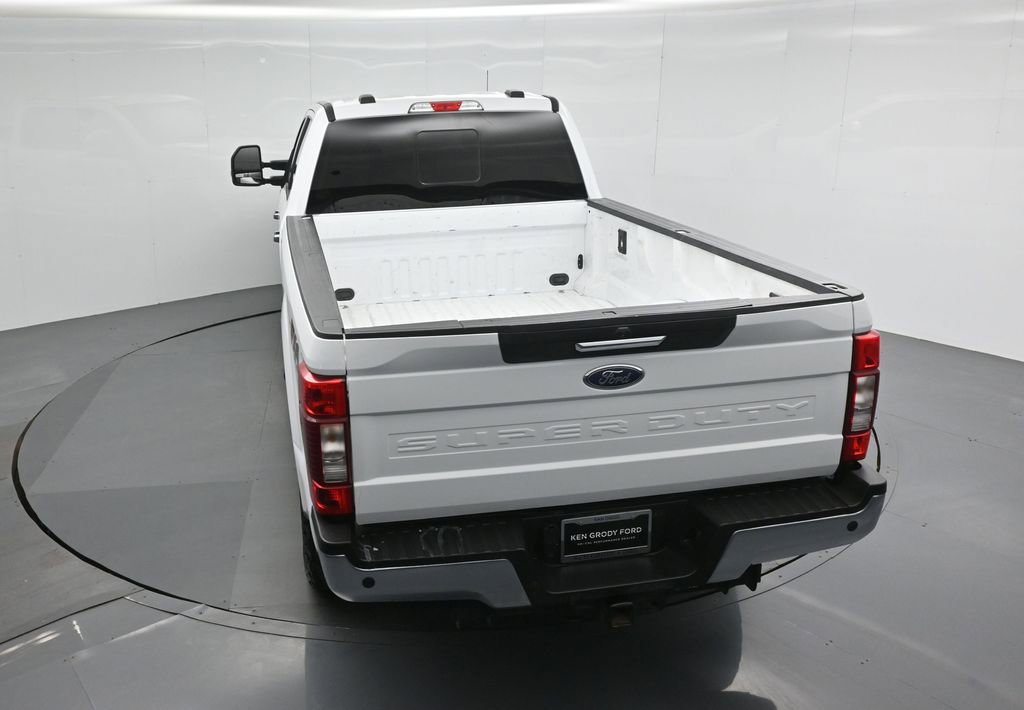 Certified 2022 Ford F250 XLT w/ XLT Premium Package AWD/4WD image 38