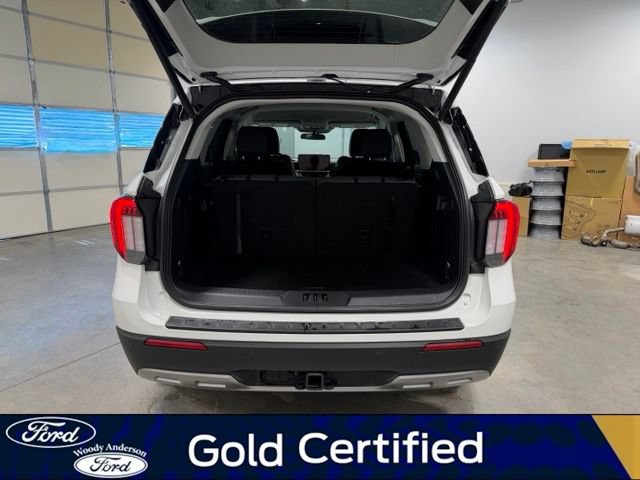 Certified 2026 Ford Explorer Active w/ Active Comfort Package RWD image 7