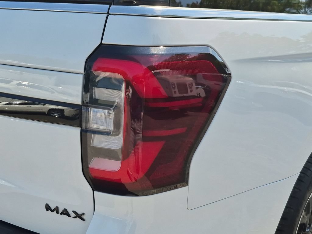 Certified 2023 Ford Expedition Max Limited AWD/4WD image 12