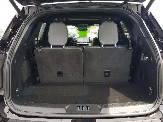 Certified 2026 Ford Explorer Tremor w/ Tremor Ultimate Package AWD/4WD image 4