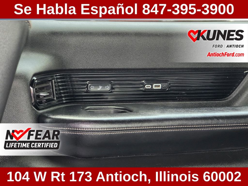 Used 2024 Jeep Grand Wagoneer L Series II w/ Quick Order Packagew 28T AWD/4WD image 33