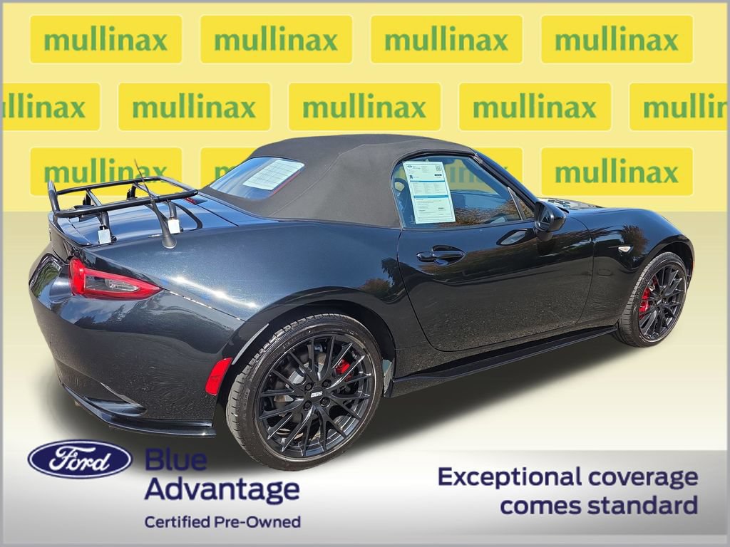 Used 2023 MAZDA MX-5 Miata Club w/ Brembo/BBS Recaro Package RWD image 3