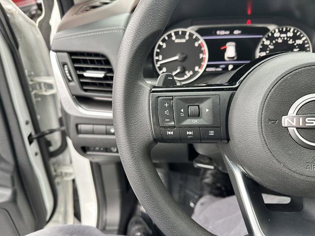 Used 2023 Nissan Rogue SV AWD/4WD image 28