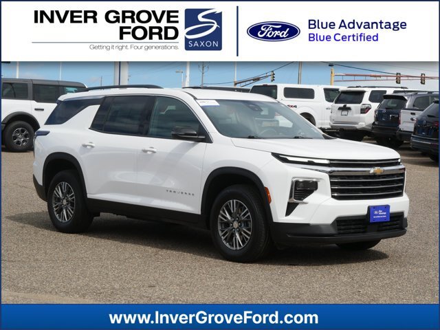 Used 2026 Chevrolet Traverse LT AWD/4WD image 1